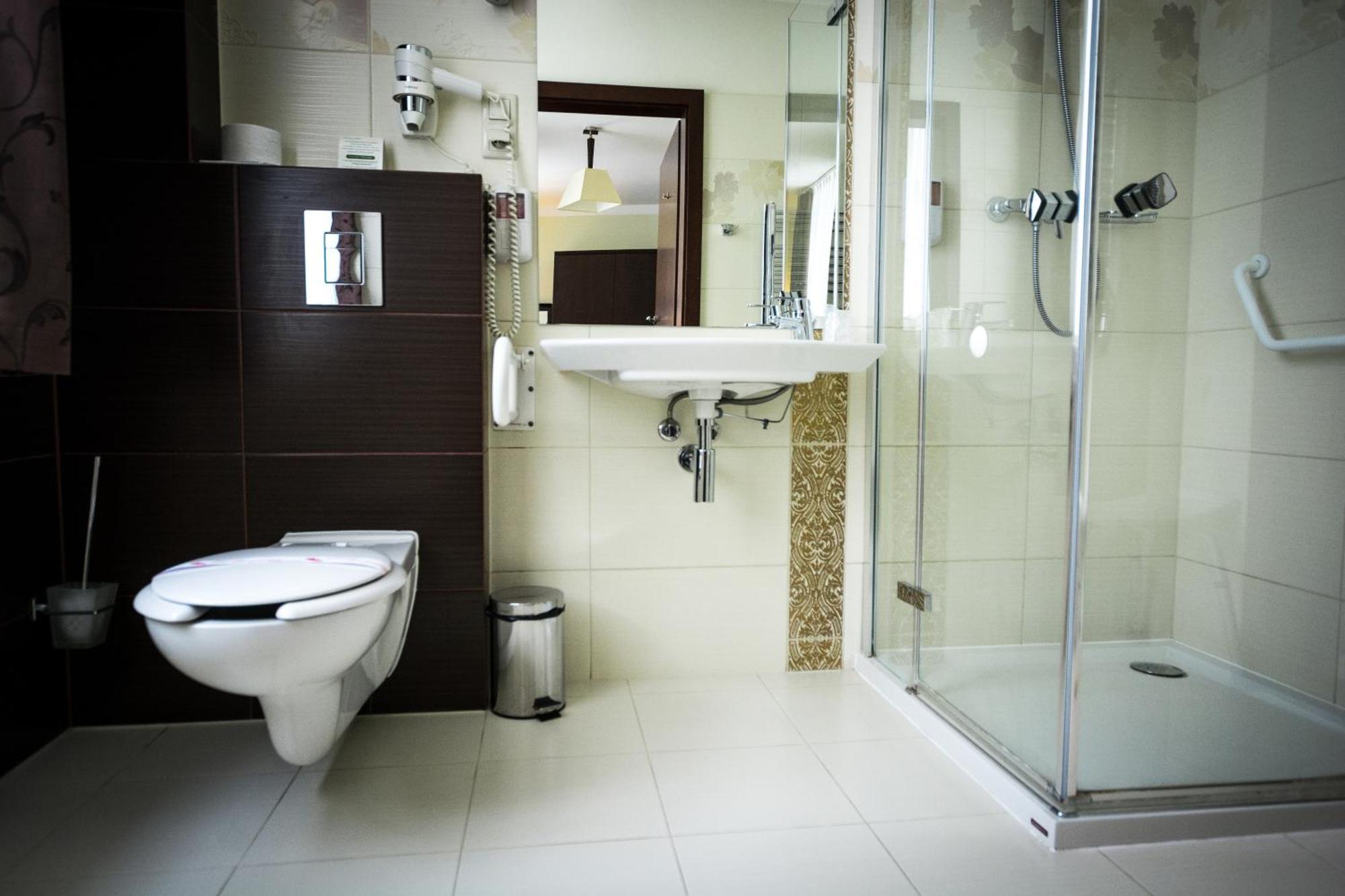 שלאדז' Hotel Pod Filarami מראה חיצוני תמונה